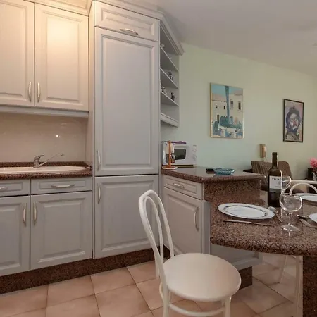 Apartmán Castle Harbour 27 - One Bed Arona (Tenerife)